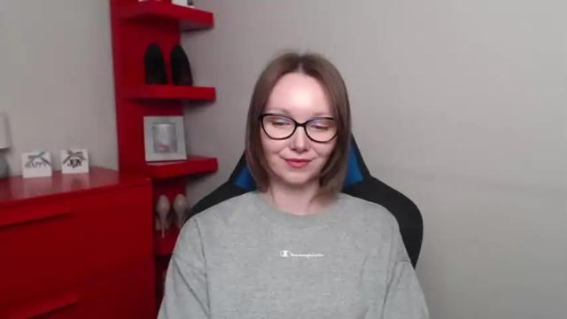 Image 4 of beautyzoexx Stream on Chaturbate on 13 months ago