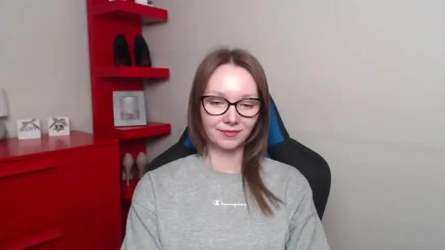Image 6 of beautyzoexx Stream on Chaturbate on 13 months ago