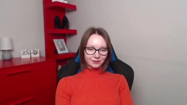 Image 10 of beautyzoexx Stream on Chaturbate on 13 months ago