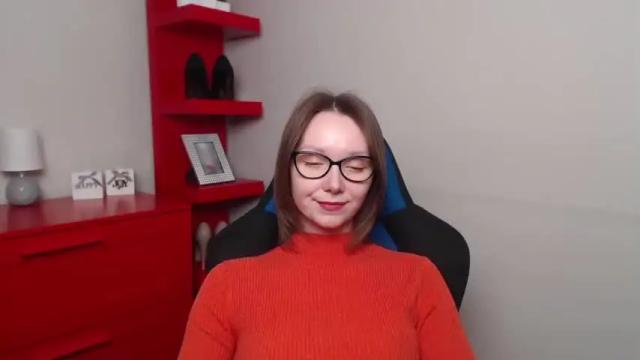 Image 7 of beautyzoexx Stream on Chaturbate on 13 months ago