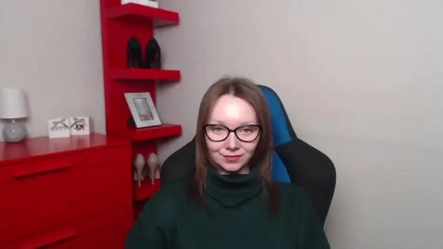 Image 11 of beautyzoexx Stream on Chaturbate on 13 months ago