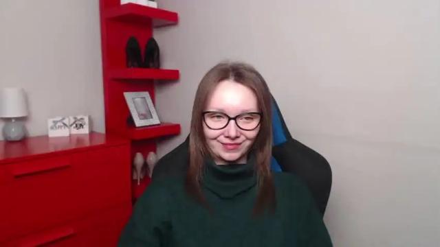 Image 4 of beautyzoexx Stream on Chaturbate on 13 months ago