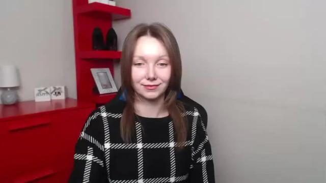 Image 11 of beautyzoexx Stream on Chaturbate on 13 months ago