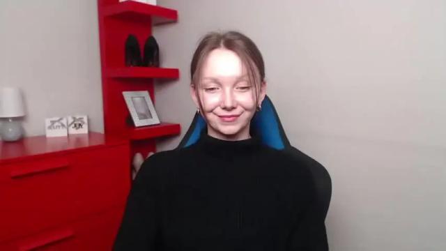 Image 8 of beautyzoexx Stream on Chaturbate on 13 months ago