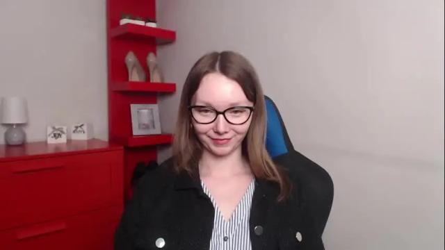 Image 12 of beautyzoexx Stream on Chaturbate on 1 month ago