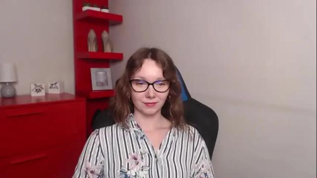 Image 2 of beautyzoexx Stream on Chaturbate on 1 month ago