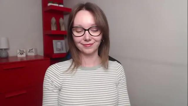 Image 2 of beautyzoexx Stream on Chaturbate on 1 month ago