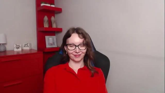 Image 12 of beautyzoexx Stream on Chaturbate on 27 days ago