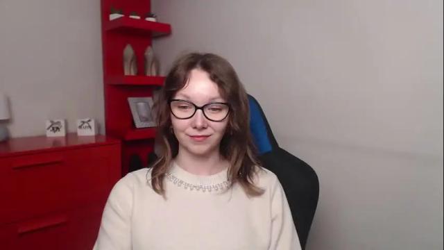 Image 3 of beautyzoexx Stream on Chaturbate on 15 days ago