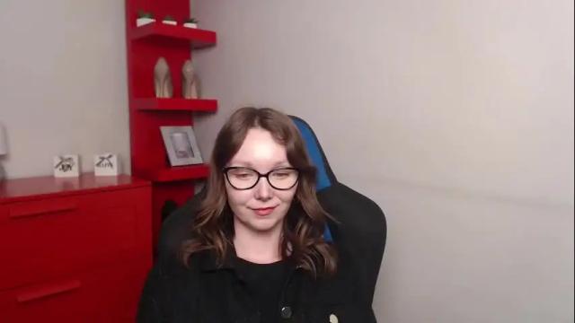 Image 3 of beautyzoexx Stream on Chaturbate on 14 days ago