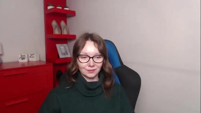 Image 2 of beautyzoexx Stream on Chaturbate on 11 days ago