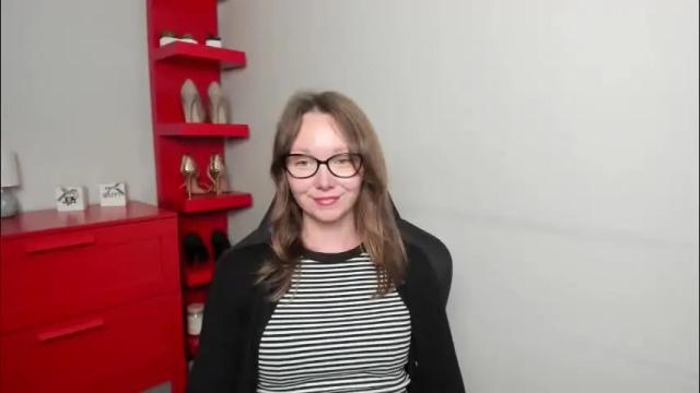 Image 11 of beautyzoexx Stream on Chaturbate on 2 months ago