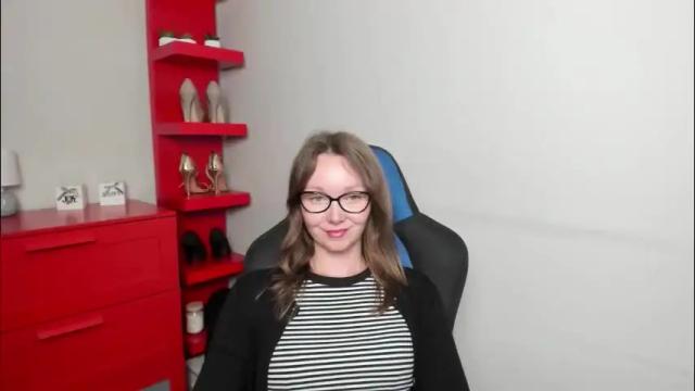 Image 3 of beautyzoexx Stream on Chaturbate on 2 months ago