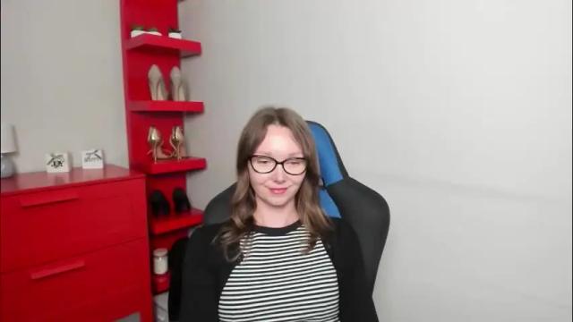 Image 7 of beautyzoexx Stream on Chaturbate on 2 months ago