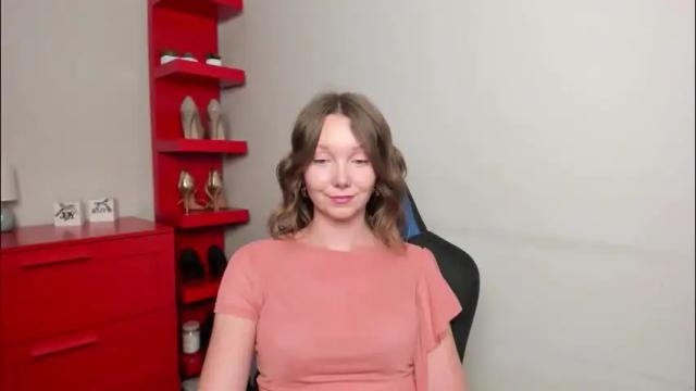 Image 11 of beautyzoexx Stream on Chaturbate on 2 months ago