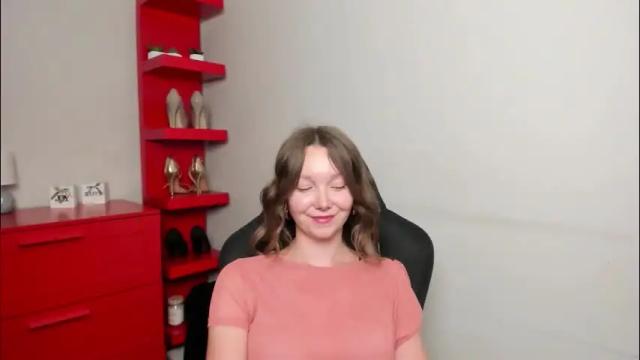 Image 7 of beautyzoexx Stream on Chaturbate on 2 months ago