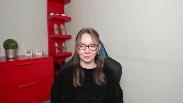 Image 12 of beautyzoexx Stream on Chaturbate on 2 months ago