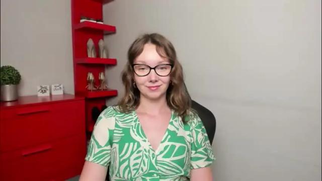 Image 6 of beautyzoexx Stream on Chaturbate on 1 month ago