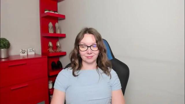 Image 11 of beautyzoexx Stream on Chaturbate on 1 month ago