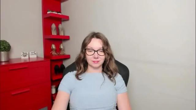 Image 2 of beautyzoexx Stream on Chaturbate on 1 month ago