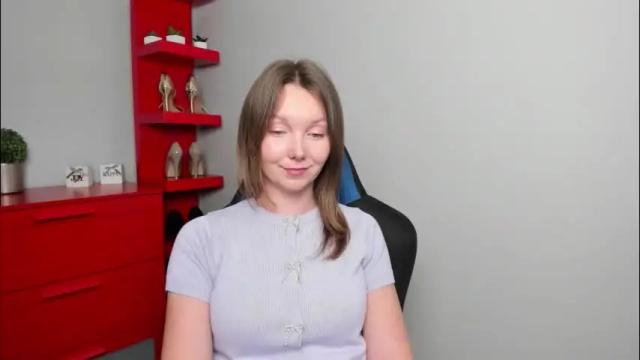 Image 10 of beautyzoexx Stream on Chaturbate on 1 month ago