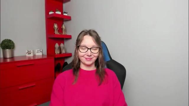 Image 3 of beautyzoexx Stream on Chaturbate on 1 month ago