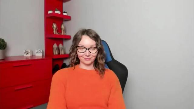 Image 12 of beautyzoexx Stream on Chaturbate on 1 month ago