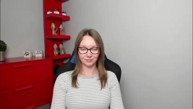 Image 10 of beautyzoexx Stream on Chaturbate on 1 month ago