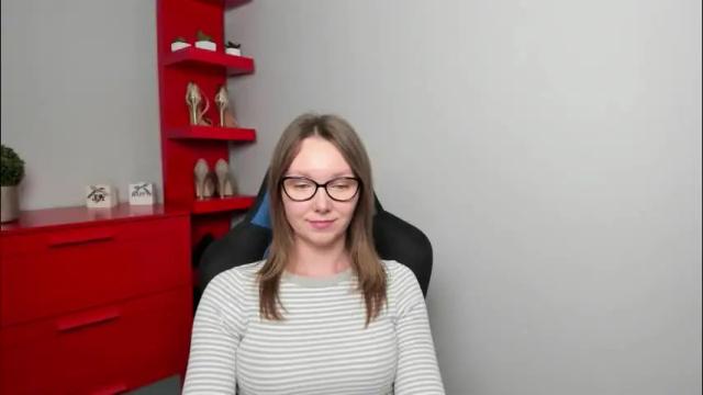 Image 11 of beautyzoexx Stream on Chaturbate on 1 month ago