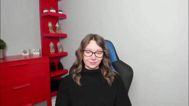 Image 10 of beautyzoexx Stream on Chaturbate on 13 days ago