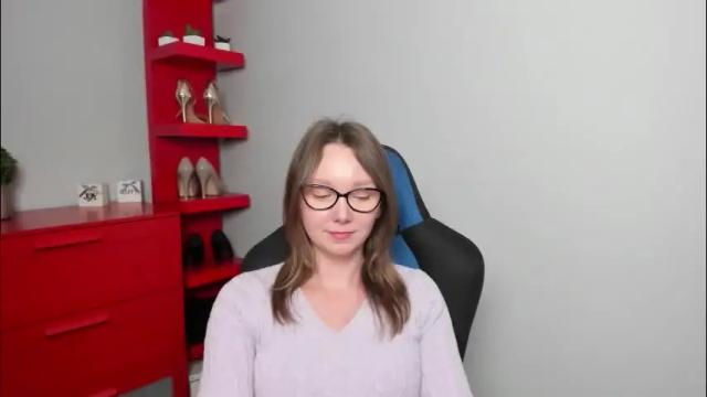 Image 10 of beautyzoexx Stream on Chaturbate on 11 days ago