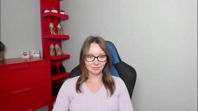 Image 6 of beautyzoexx Stream on Chaturbate on 11 days ago