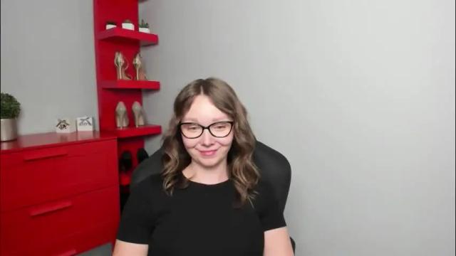 Image 6 of beautyzoexx Stream on Chaturbate on 7 days ago