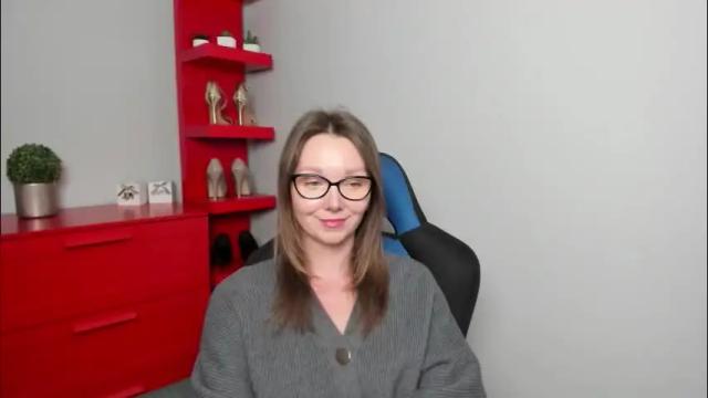 Image 3 of beautyzoexx Stream on Chaturbate on 5 days ago