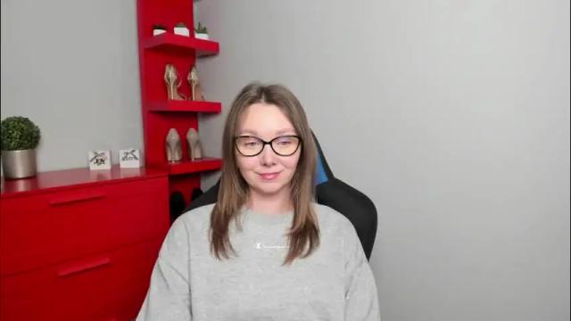 Image 2 of beautyzoexx Stream on Chaturbate on 2 months ago