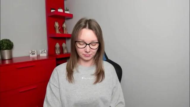 Image 8 of beautyzoexx Stream on Chaturbate on 2 months ago