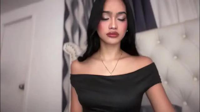 Image 3 of bebe_hermosa69 Stream on Chaturbate on 1 month ago