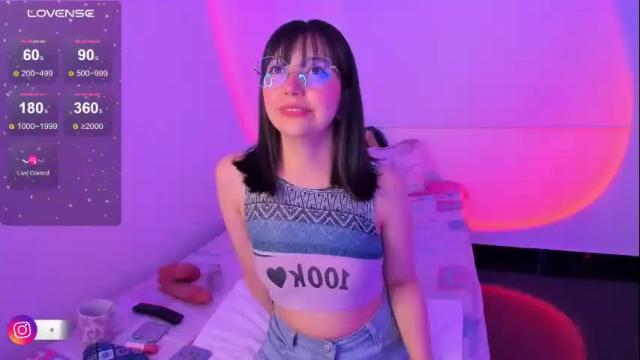 Image 3 of becca_be_ Stream on Chaturbate on 4 months ago