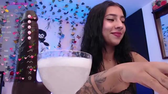 Image 8 of becca_bonnet Stream on Chaturbate on 16 months ago