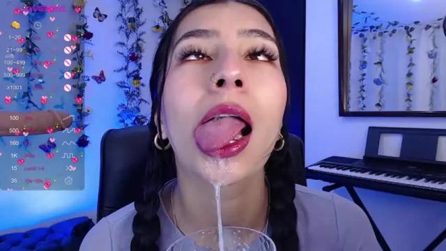 Image 4 of becca_bonnet Stream on Chaturbate on 15 months ago