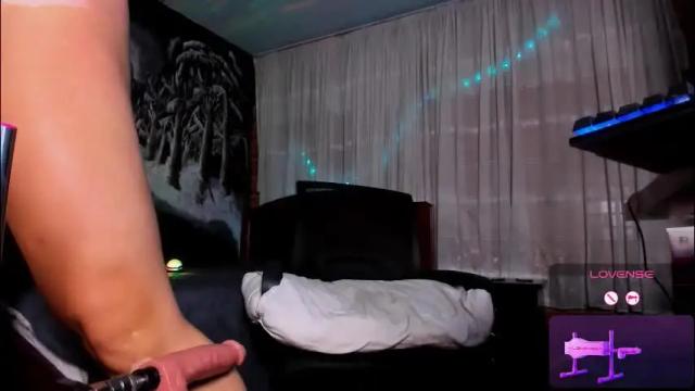 Image 4 of becca_diamond Stream on Chaturbate on 1 month ago