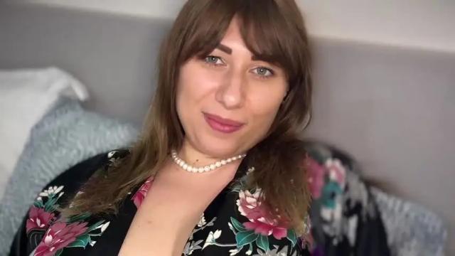 Image 11 of becca_sinclair Stream on Chaturbate on 18 months ago