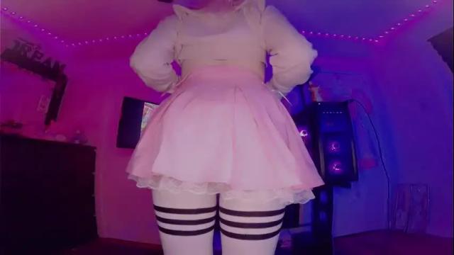 Image 3 of beccagirldick Stream on Chaturbate on 2 months ago