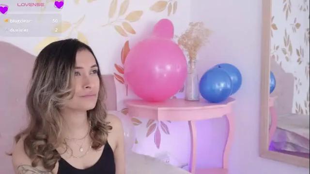 Image 3 of beccamilanni Stream on Chaturbate on 1 month ago