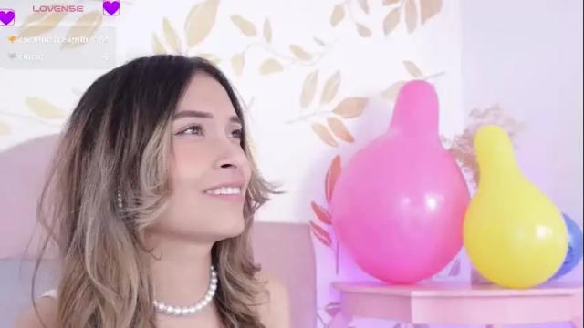 Image 8 of beccamilanni Stream on Chaturbate on 1 month ago