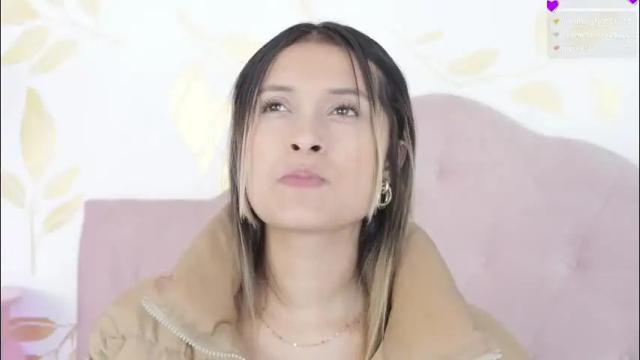 Image 7 of beccamilanni Stream on Chaturbate on 19 days ago
