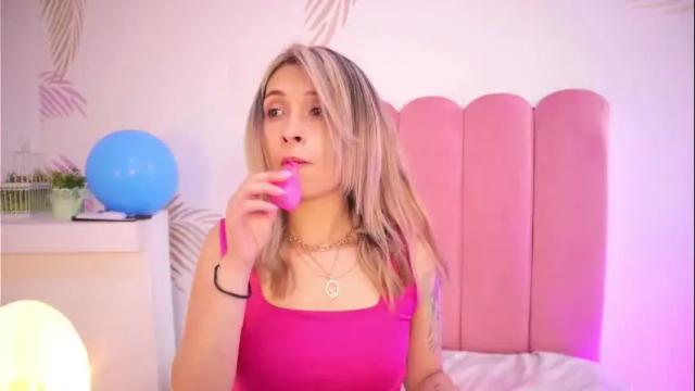 Thumbnail 3, beccamilanni's Stream at Chaturbate, 2 months ago