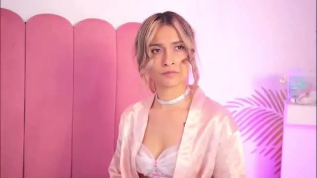 Thumbnail 2, beccamilanni's Stream at Chaturbate, 1 month ago
