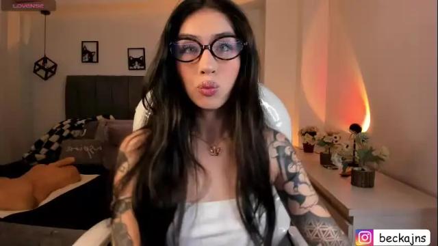 Image 12 of beck__jones Stream on Chaturbate on 1 month ago