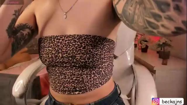 Image 2 of beck__jones Stream on Chaturbate on 4 days ago